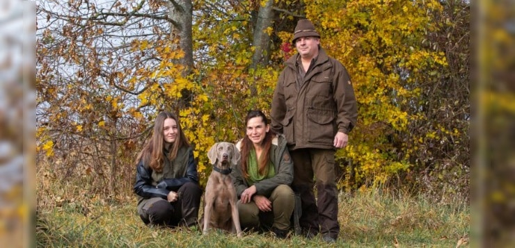 Familie mit Weimaraner